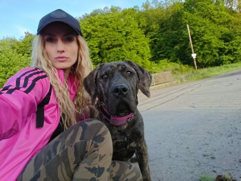 AISHA HERMOSO PERRO DE ZUMIS